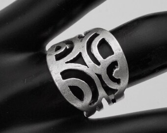 Silver Filigree Ring, Adjustable Geometric Ring, Hollowed Ring, Chunky Rings, Silver Boho Ring, Quality Ring, Thumb Ring, RB44