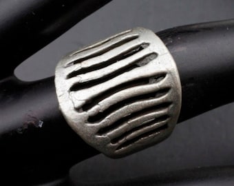 Silver Chunky Ring, Striped Silver Ring, Line Shape Ring, Big Modern Ring, Boho Ring, Adjustable Geometric Ring, Summer Ring, RB176