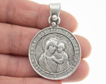 Virgin Mary Holding Jesus Pendant: A Divine Mother's Embrace in Exquisite Artistry – Wear Your Faith Close to Heart, PB96