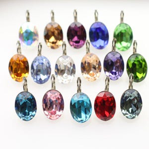 Les boucles d'oreilles en pierre Swarovski bleues complètent votre style avec leur design sophistiqué et impressionnant.Cadeau de Noël, Cadeau pour elle, Cadeaux f100