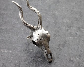 Adjustable Skull Ring, Antelope Skull Ring, Deer Skull Ring, American Bull Skull Ring, Animal Ring, Black Bull Ring, Gothic Horn Ring, RB57