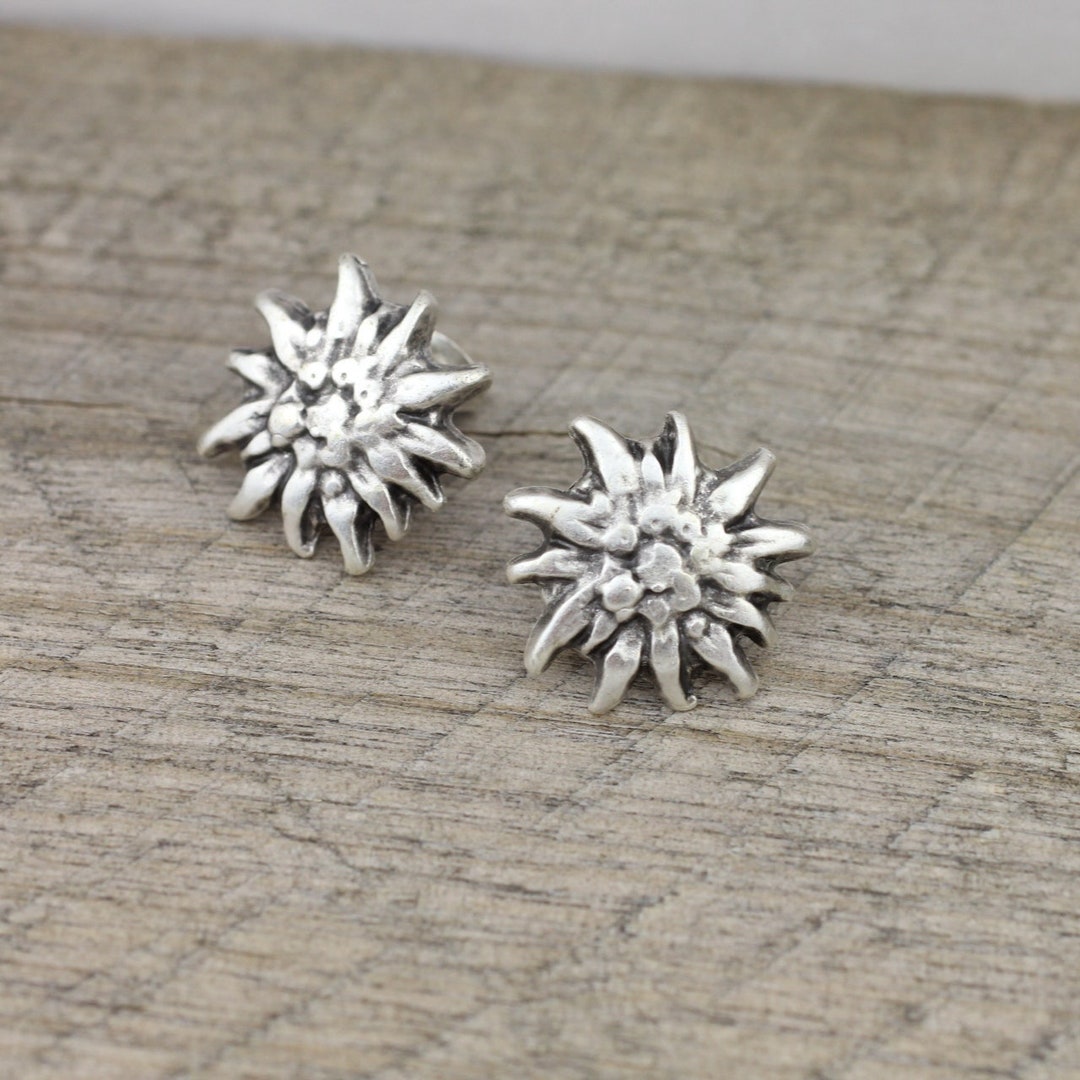 Edelweiss Flower Stud Earrings, Flower Earrings, Edelweiss Accessory