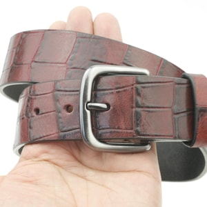 Vintage 90s Burgundy Croc-Embossed Leather Belt, High Waist Belt, Stamped Bordeaux Leather Belt, Handcrafted Full-Grain  Leather Belt, 9161