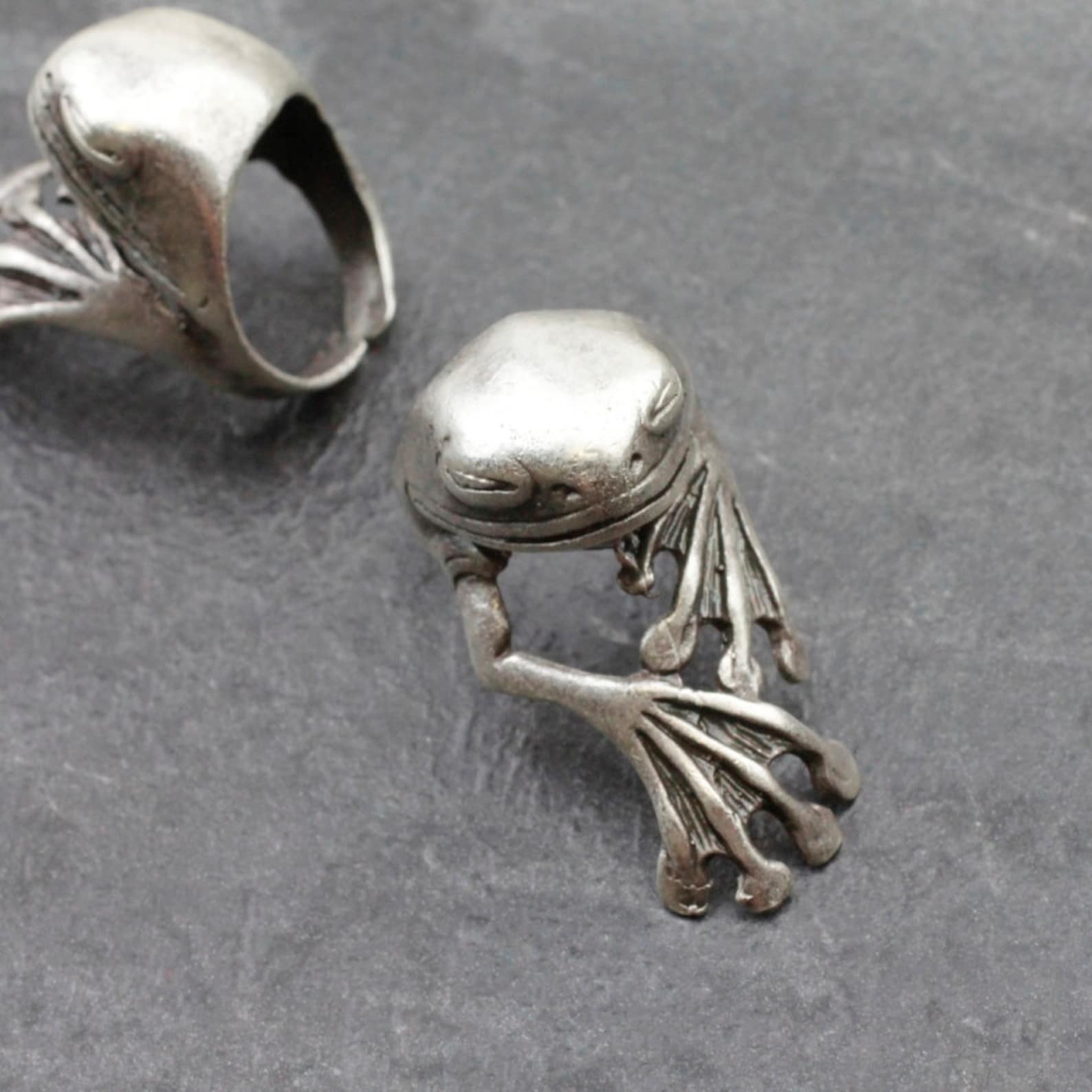 Frog Ringer Adjustable Frog Ring, Animal Ring, Frog Prince Ring, Silver Frog Prince ...