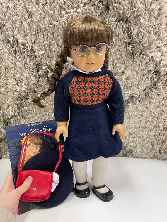 Molly American Girl Doll Good Condition Book and Box inclued