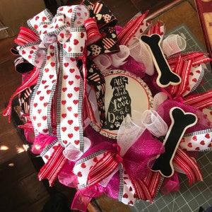Valentines Dog. We all love our fur babies. Show your dog some love with this Valentines wreath.