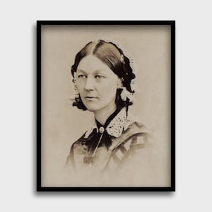 Florence Nightingale - Portrait Photo | Vintage Historical Nurse Print | Feminist Wall Art, Medical History | Victorian Woman Poster | Medic