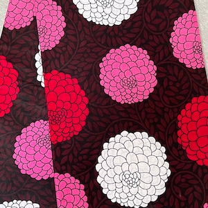 Tela africana de algodón con estampado floral rojo y rosa - Estampado de cera Ankara