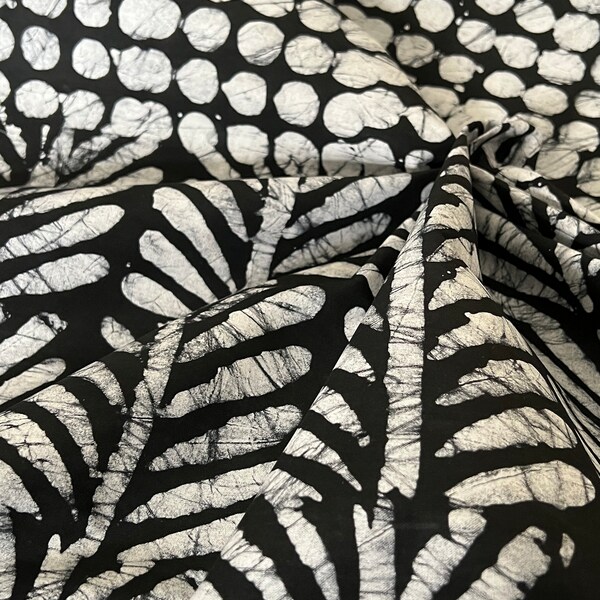 Tissu nigérian yoruba adire, batik africain fait main | Adire noir et blanc, tissu Ankara gros pois et rayures, batik monochrome