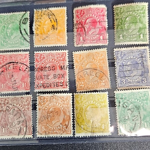 Australia stamps - Beautiful Vintage to Modern all different