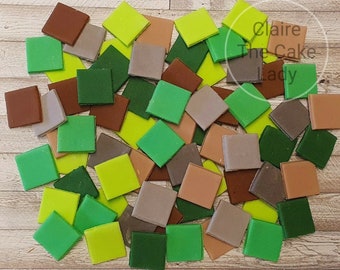 100 edible handmade pixels/squares cake topper (19mm x 19mm)