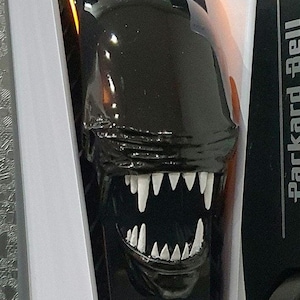 3D Print Alien Head for PS5, Play Station 5 Tuning *Must Have*