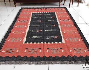 Tappeto Kilim in lana e iuta tessuto a mano, decorazione geometrica tribale in stile boho sud-occidentale