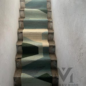 Handwoven Hemp Jute Runner: Eco-Friendly Stair Rug