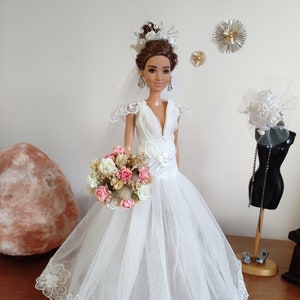 V-Neck Wedding Dress with Lace Flowers Set