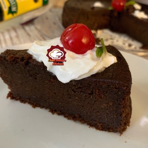 Classic Caribbean Rum Fruit Cake: Spiced Holiday Dessert