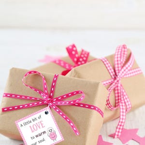 A Little Bit of Love – Geschenkanhänger zum Ausdrucken für Geschenkkarten, Care Pakete oder Einfach so | Sofortdownload | Digitaler Geschenk Topper