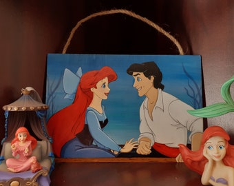 bacia la ragazza Ariel ed Eric scena della barca cartello da parete in legno dipinto a mano