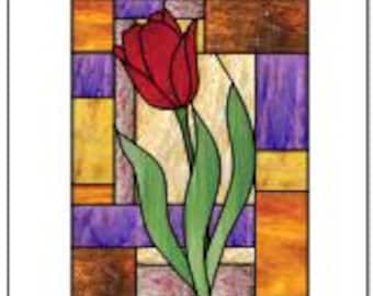 Motif en patchwork de tulipes et de vitraux