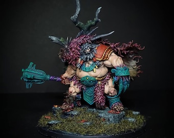 Bestiarum  - Thulean Champion w/ Custom base