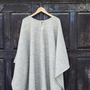 Wolle Poncho OLAND Unisex Ruana Cape, Graue Wolle Decke Poncho mit oder ohne Kapuze, Bequemer Umhang Umhang Mantel Schal Outdoor In2Nord