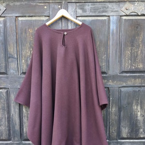 Wollponcho OLAND Unisex Ruana Cape, Brauner Wolldecke Poncho mit oder ohne Kapuze, Bequemer Umhang Umhang Schal Outdoor - In2Nord
