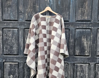 Poncho en laine OLAND - Cape ruana unisexe - poncho couverture en laine avec ou sans capuche - Cape confortable châle extérieur - In2Nord marron gris