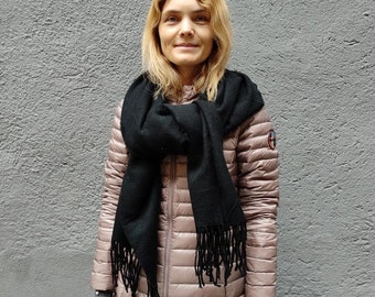 Lambswool Wrap Shawl, frindged fleece Shawl Ruana, Wool Wrap Ladies, Poncho Women, Oversized Scarf, Bridal Lambswool Shawl black