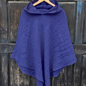 Poncho cape en lin SOLNA, Poncho léger en gaze en lin pour tenue de vacances d'été Poncho de protection en lin pour femme, cadeau pour maman IN2NORD image 6