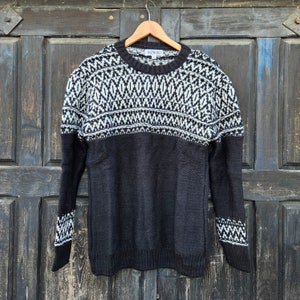 WOOL JUMPER - Knit Swedish Norwegian Scandinavian - Unisex  Men women Winter knitwear pullover Christmas gift In2nord