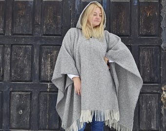 Wool poncho - OLAND - Unisex ruana cape - Grey wool blanket poncho with or without  hood - Comfortable cape cloak shawl outdoor - In2Nord