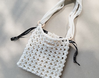 Crochet shoulder bag, t-shirt yarn bags, minimalist, boho bag crossbody-Cream