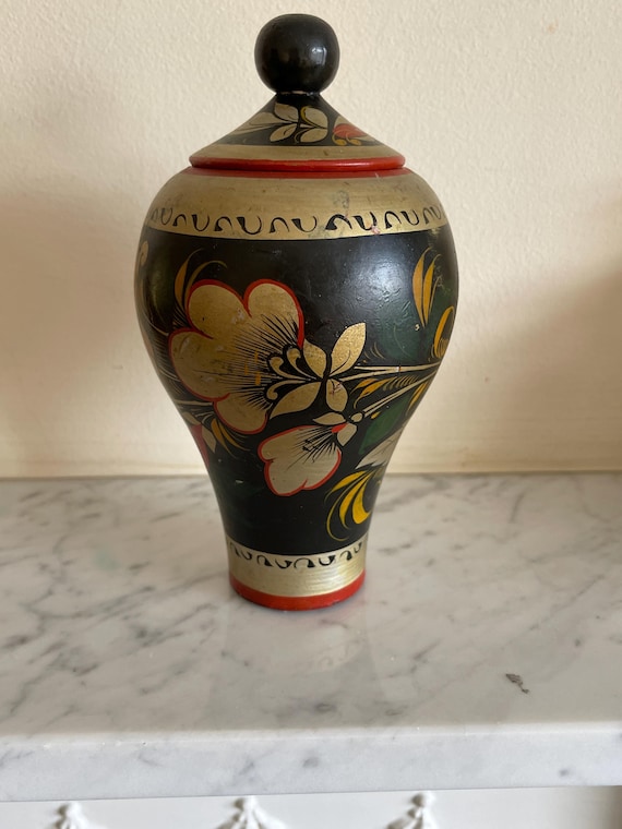 Porcelain knob (JAS) Porcelain knob (JAS)