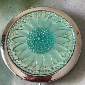 Vintage Handbag Mirror, Crystal Design On Lid , Beige And Siver Tone Colour,  Zirconia  Compact, Handbag Mirror,Vanity Mirror