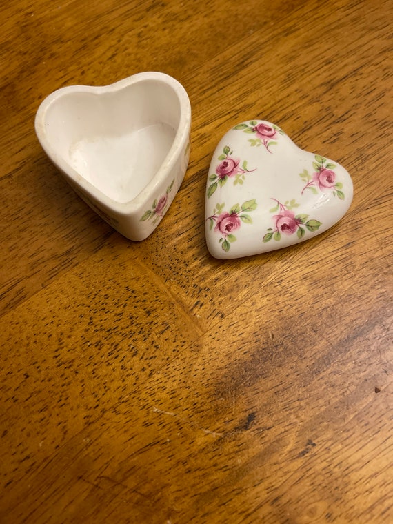 Heart Shape Trinket Storage ,Vintage heart shape … - image 3