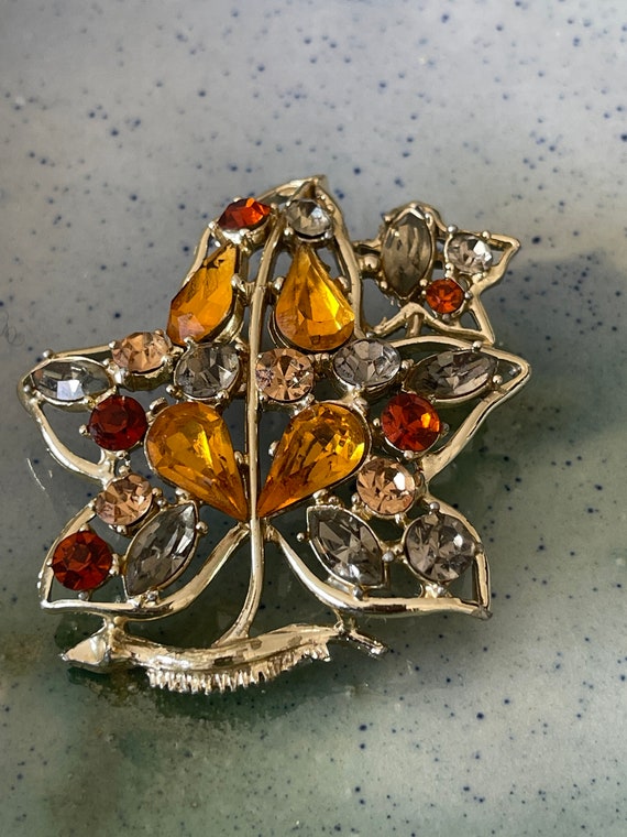 Vintage Exquisite Leaf Brooch, Topaz and Amber Co… - image 1