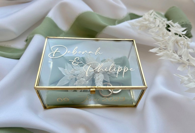 Ringbox Hochzeit gold personalisiert Ringkästchen Ringträger Ringscheibe Wedding Trockenblumen Bild 7