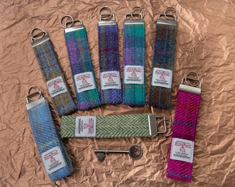 Harris Tweed Keyring // Llavero de muñeca escocés // Encanto de bolso // Llavero Highland // Hecho a mano en Escocia