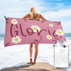 Toalla de playa personalizada Daisy: manta de baño de microfibra personalizada sin arena