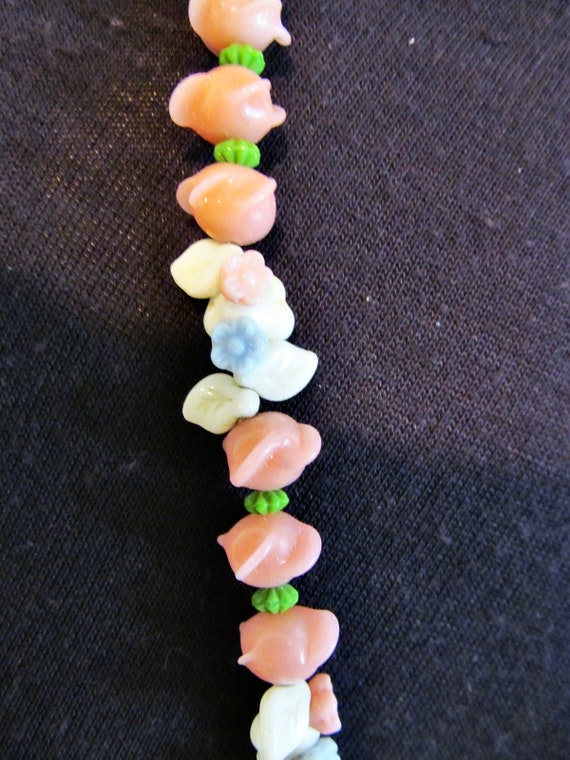 Poured Glass Bead and Floral Necklace - image 4