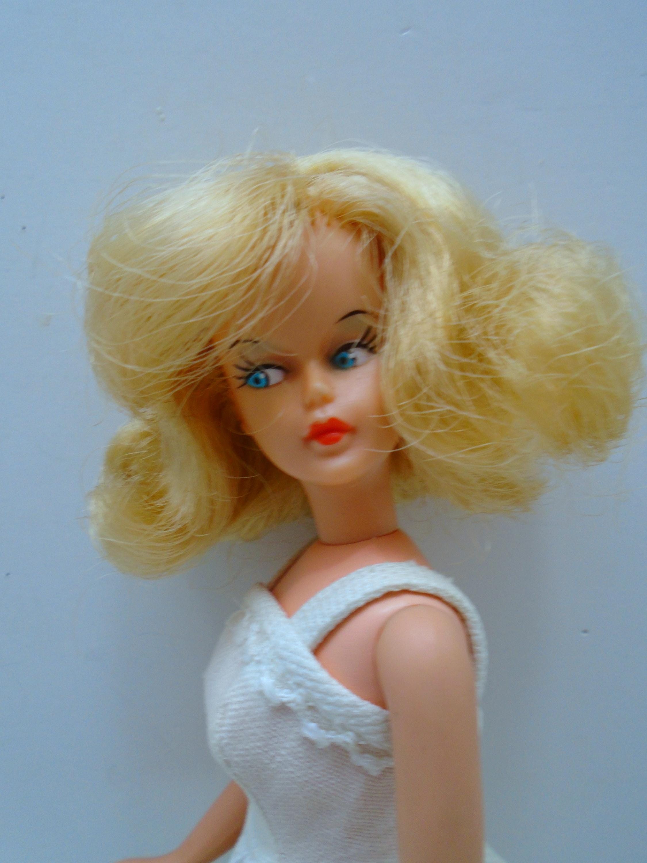 Kitty Doll Collection: Tenue Lady pour Tressy de 1979