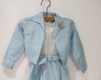 Vintage blauwe jurk met jasje voor pop, klassiek jaren 60-ontwerp