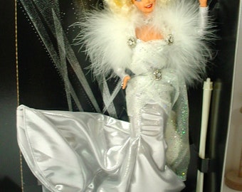 NRFB Silver Screen Barbie FAO Schwarz Ltd. Ed, Mattel, 1993