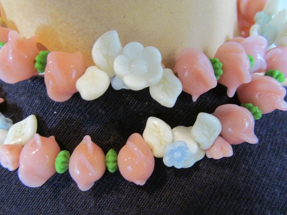 Poured Glass Bead and Floral Necklace - image 5