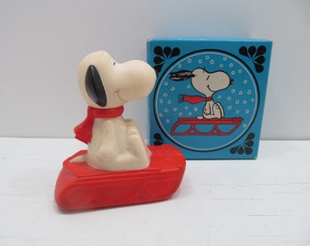 Avon Snoopy's Snow Flyer Bubble Bath w/Box, 1972