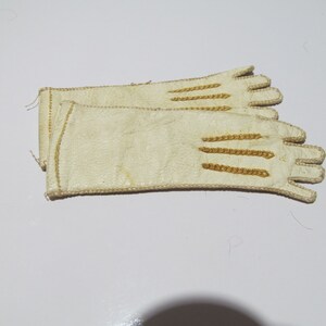 Antique White Leather Doll Gloves, for Fashion Doll