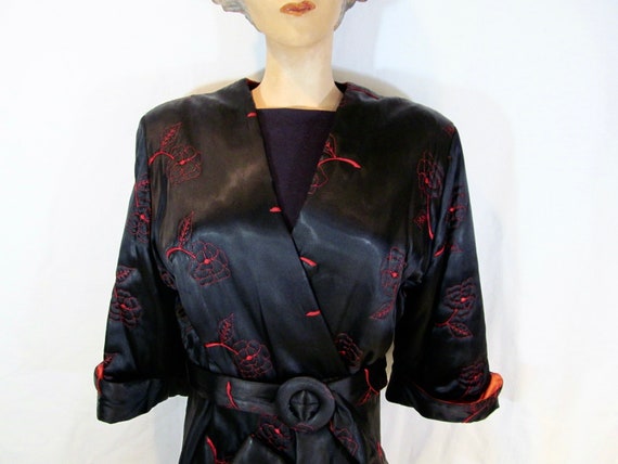 1950's Ladies Satin Hostess Jacket so very "I Lov… - image 2