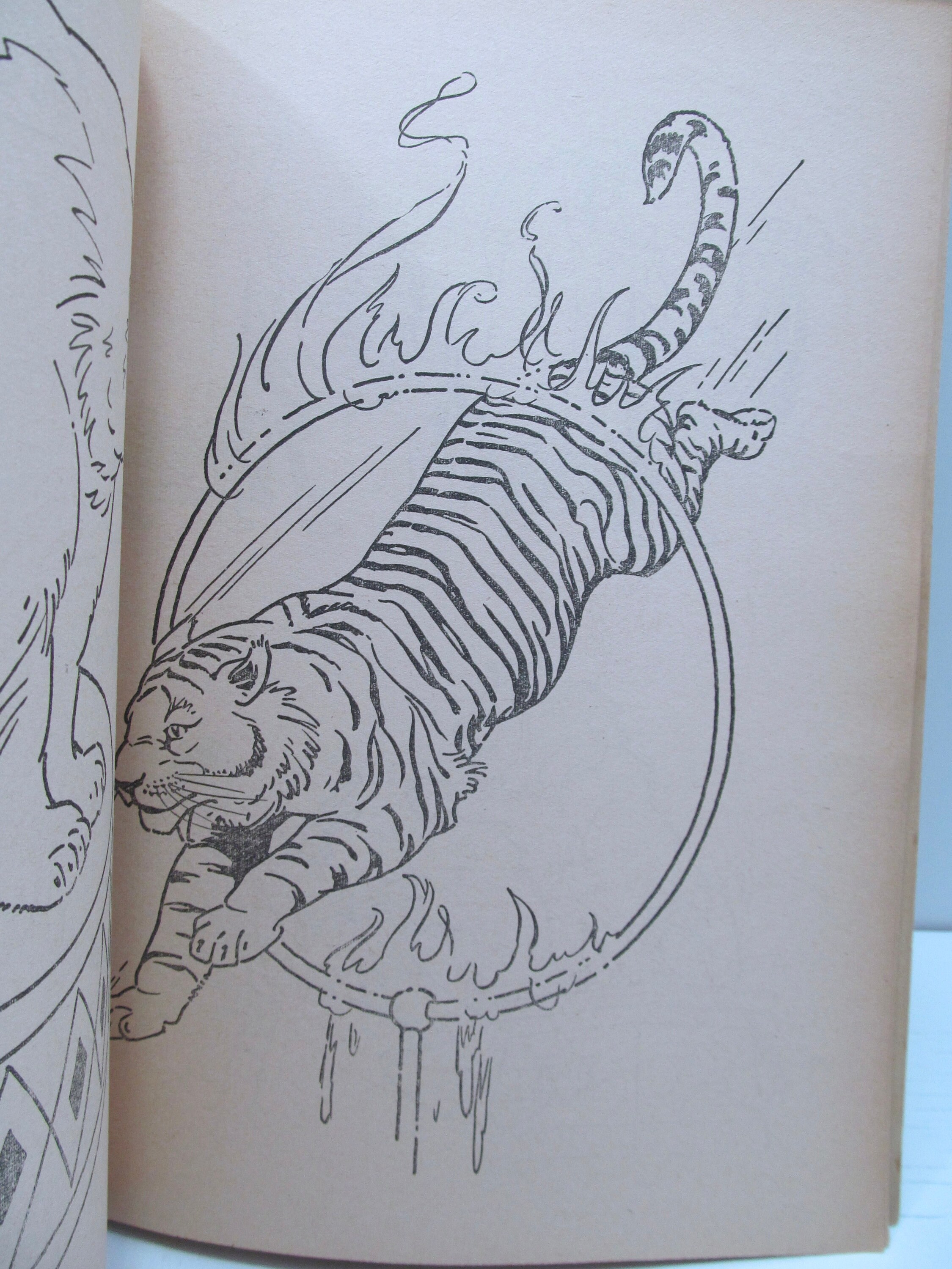 Vintage Circus Coloring Book, Un-used, Saalfield, 1940 - Etsy