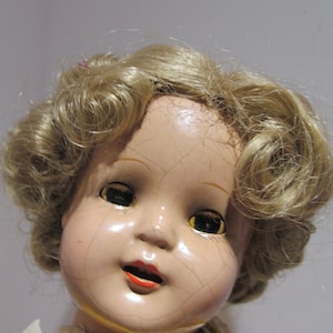 Muñeca de imitación de Shirley Temple de la década de 1930 sin marcar