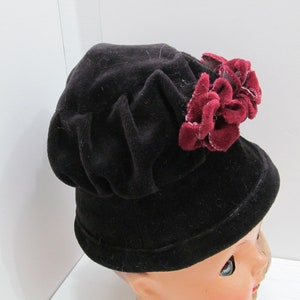 Vintage Black Velvet with Velvet Flowers Doll Hat Flapper Style